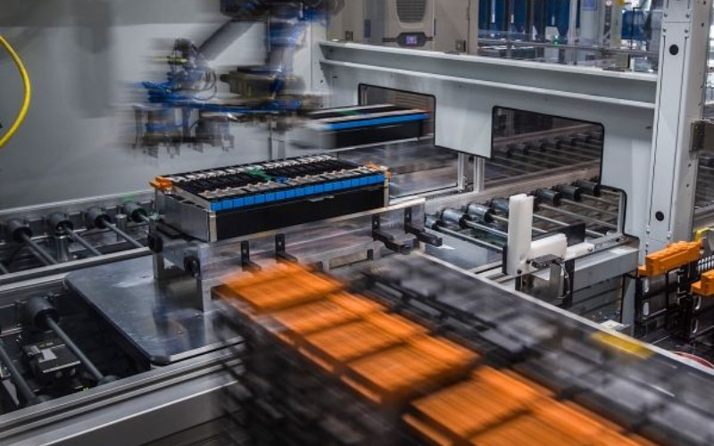 Rekanan yang akan mengerjakan produksi modul baterai masa depan di Pabrik BMW Group Leipzig (25/09/2020).  - BMW\r\n