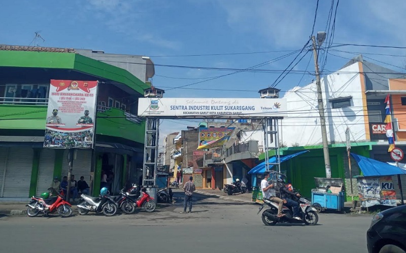 Perajin Kulit Sukaregang Garut  Terpukul PPKM Level 4