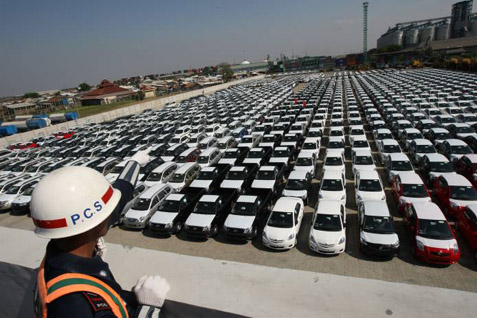 Ilustrasi ekspor produk otomotif.