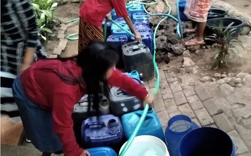 Tangani Kekeringan, BPBD Jateng Distribusikan 334.000 Liter Air Bersih