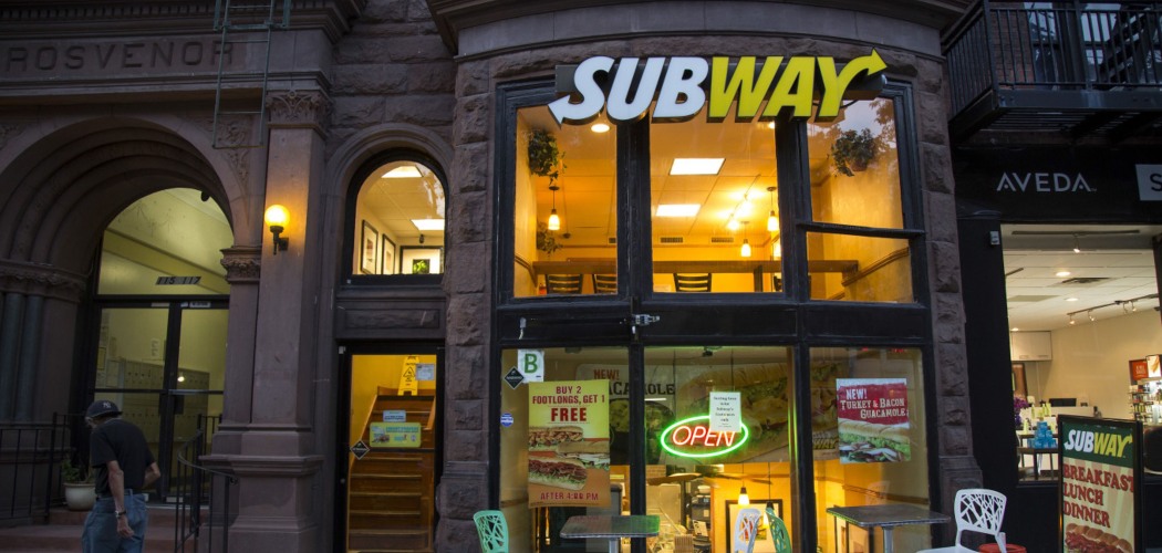 Sebuah gerai Subway di New York, AS, Kamis (27/8/2015). - Bloomberg/Michael Nagle