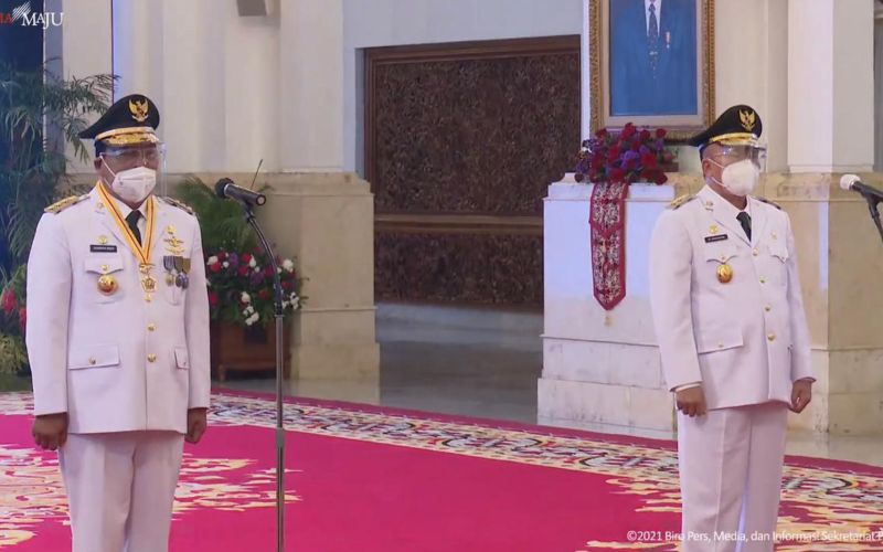 Sahbirin Noor dan Muhiddin dilantik oleh Presiden Joko Widodo sebagai Gubernur dan Wakil Gubernur Kalimantan Selatan masa jabatan 2021/2024, di Istana Negara, Jakarta, Rabu (25/8 - 2021) / Youtube Setpres