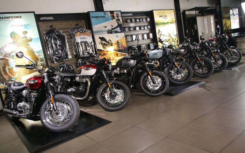 Triumph Rilis 7 Varian Baru Bonneville Di Indonesia