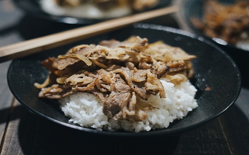 Kangen Liburan? 5 Menu Kuliner Khas Asia Ini Bisa Obati