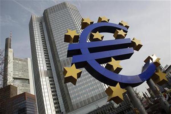 Kantor pusat Bank Sentral Eropa (ECB) di Frankfurt, Jerman - Reuters/Alex Domanski