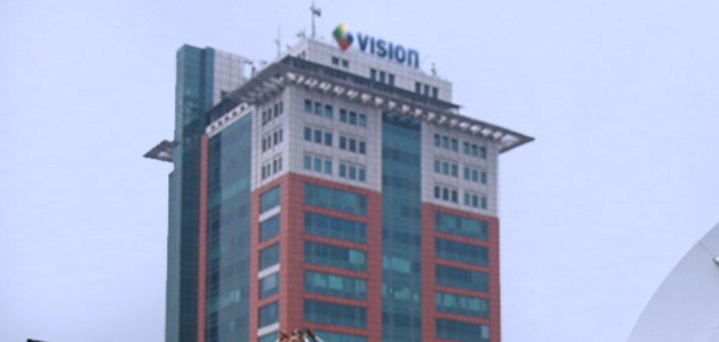 Pemandangan parabola dan kantor PT MNC Vision Network Tbk. (IPTV). - mncvision