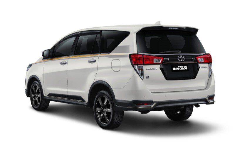 Tampilan Kijang Innova Limited Edition seri 50 tahun Toyota. - Istimewa 