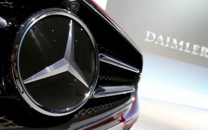 Logo Daimler.  - ANTARA