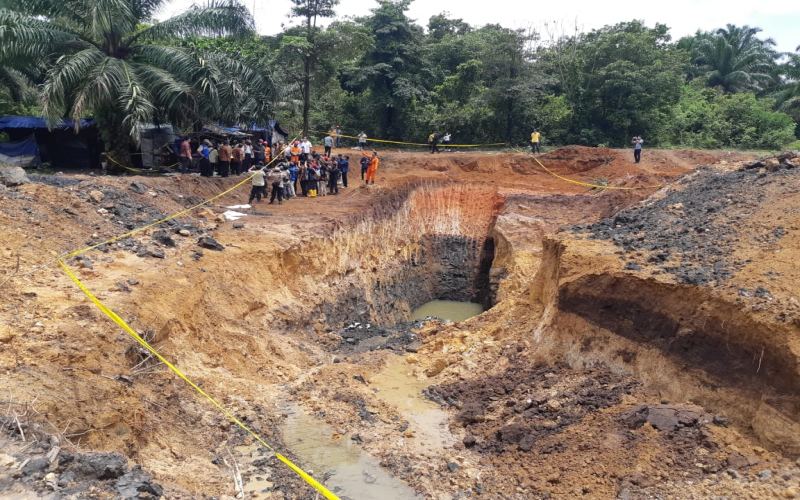 Tambang batu bara ilegal di Desa Tanjung Lalan, Kecamatan Tanjung Agung, Kabupaten Muara Enim, yang menimbulkan korban sebanyak 11 penambang tewas tertimbun longsoran tanah. bisnis/dinda wulandari