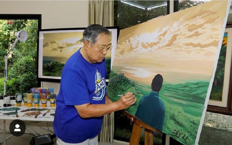 Tangkapan layar saat SBY memamerkan lukisan terbarunya - Instagram