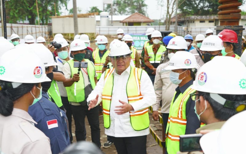 Bupati Musi Banyuasin Dodi Reza Alex meninjau lokasi pembangunan gedung RSUD Sekayu. istimewa