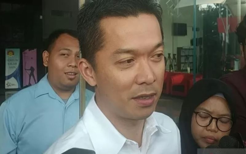 Mantan atlet bulu tangkis Indonesia Taufik Hidayat dimintai keterangan di gedung KPK. - Antara