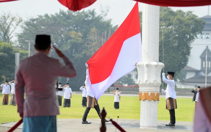 Peringatan hari santri tingkat Jabar di lapangan Gasibu Bandung - Istimewa