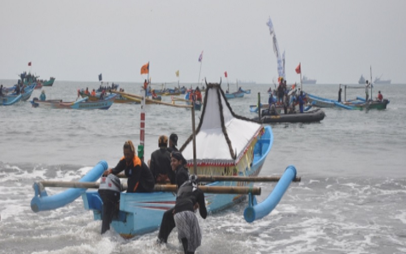 Nelayan bersiap menjalankan aktivitas perikanan tangkap  -  IST