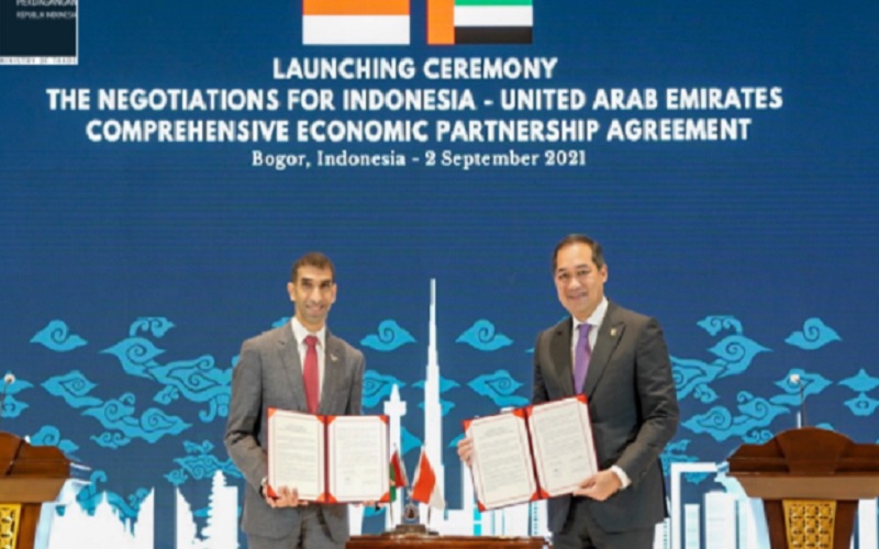 Menteri Perdagangan RI Muhammad Lutfi dan Menteri Perdagangan Luar Negeri Uni Emirat Arab, Thani bin Ahmed Al Zeyoudi saat peluncuran Perundingan UAE CEPA, Kamis (2/9/2021). - Kemendag