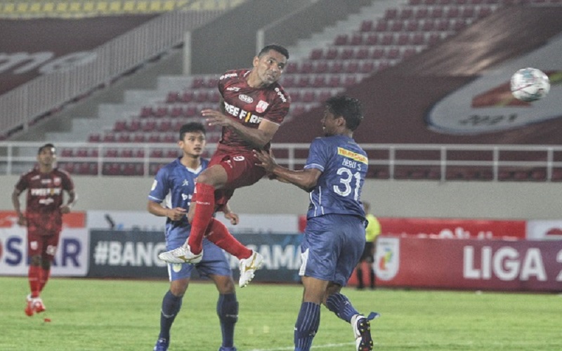 Persis Solo saat bertanding melawan PSIM Yogyakarta di Stadion Manahan - Solopos