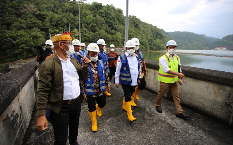 Pimpinan dan anggota Komisi VII DPR RI bersama unsur Kementerian ESDM saat melakukan Kunjungan Kerja Spesifik ke PLTA PT INALUM, Sumatra Utara, Kamis (17/11/2021). - Istimewa