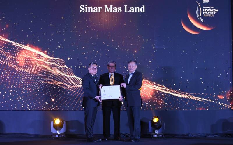 Penyerahan penghargaan kepada Sinar Mas Land di PropertyGuru Indonesia Property Award 2021. - Istimewa