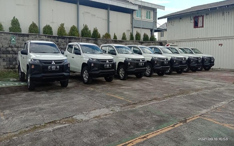 Beberapa Unit kendaraanPT Transkon Jaya Tbk (TRJA). - Istimewa 