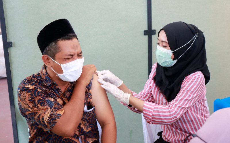 Ilustrasi: Peserta program vaksinasi Covid-19. - Bisnis/Muhammad Faisal Nur Ikhsan