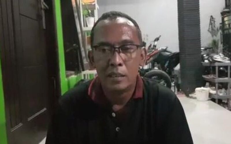 Tangkapan layar Niryono, bapak dari Bripda Randy Bagus, polisi yang terlibat kasus bunuh diri Novia Widyasari. - Ist 