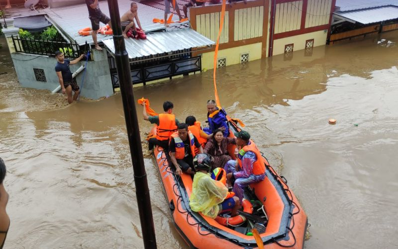 Sebanyak 404 KK terdampak banjir di wilayah Kabupaten Lombok Barat, Provinsi Nusa Tenggara Barat (NTB), pada Senin pagi (6 - 12), pukul 07.00 waktu setempat / Dok. BPBD NTB