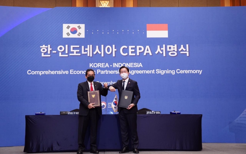 Penandatanganan Indonesia-Korea Comprehensive Economic Partnership Agreement (IK-CEPA) di Seoul, Korsel, Jumat (18/12/2020). - Dok. Kementerian Perdagangan
