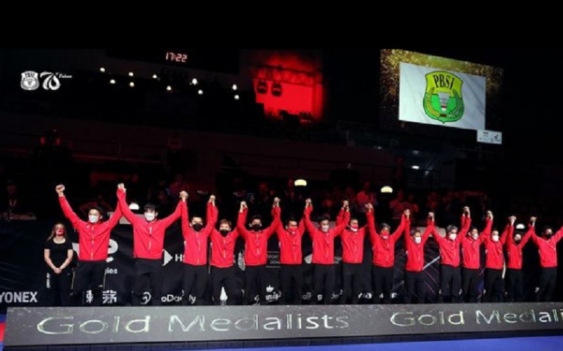 Upacara penghormatan pemenang (UPP) Piala Thomas tanpa pengibaran bendera merah Putih, karena Indonesia kena sanksi dari lembaga WADA, Minggu (17/10/2021). - Instagram @badminton.ina\r\n\r\n