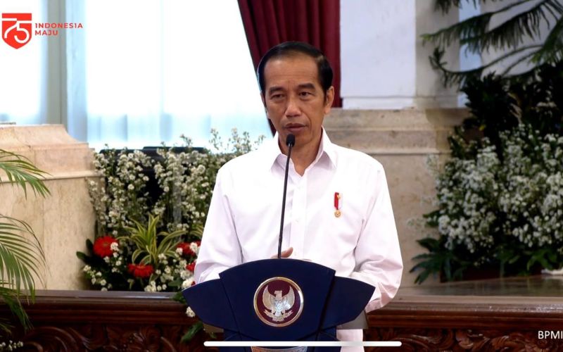 Presiden Joko Widodo (Jokowi) secara resmi meluncurkan program subsidi gaji untuk pekerja dengan upah kurang dari Rp5 juta dari Istana Merdeka, Jakarta, Kamis (27/8 - 2020) / Youtube Sekretariat Presiden