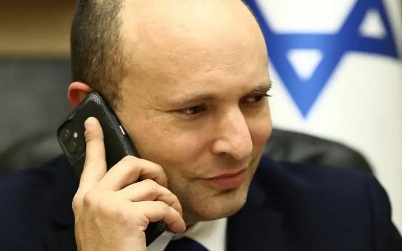 PM Israel Naftali Bennet saat menerima telepon Presiden AS Joe Biden - The Jerussalem Post 