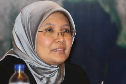  Founder dan Direktur Eksekutif Center of Reform on Economics (CORE) Indonesia Hendri Saparini  - Bisnis