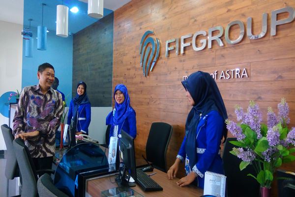 Perusahaan pembiayaan PT Federal International Finance atau FIFGroup meresmikan kantor cabangnya di Depok, Kamis (25/8/201/).  - Bisnis.com/Miftahul Khoer