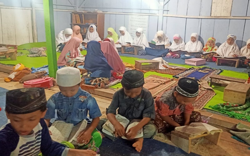 Penghafal Al Qur'an dan anak/anak