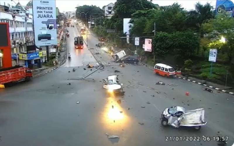 Ini Kronologi Kecelakaan Di Balikpapan, Rem Truk Diduga Blong