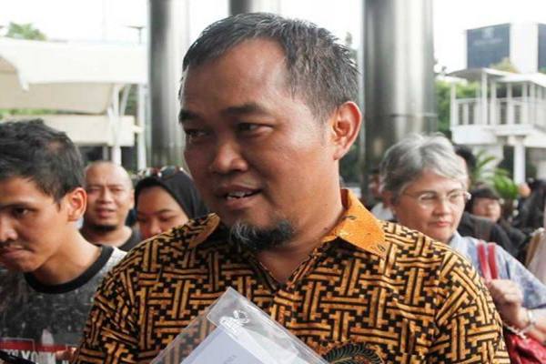 MAKI Laporkan Gubernur Wahidin Halim ke Kejati Banten, Ini Kasusnya