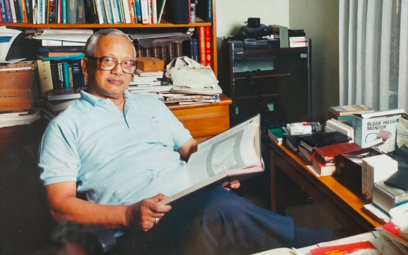 Prof Dr Mochtar Kusumatmadja - Dok Keluarga
