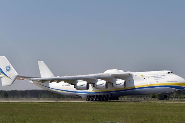 Pesawat Antonov An-225 Mriya - News.com.au