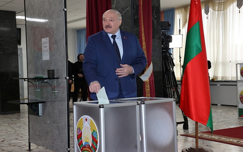 Presiden Belarusia Alexander Lukashenko - Aljazeera/Reuters
