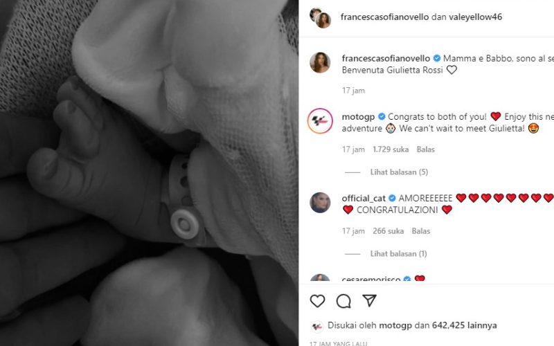Valentino Rossi merayakan kelahiran anaknya