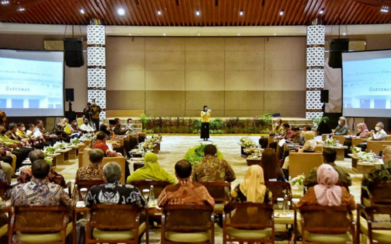 Rapat koordinasi gubernur wilayah Sumatra yang dipimpin Menteri Perencanaan Pembangunan Nasional (PPN)/Kepala Badan Perencanaan Pembangunan Nasional (Bappenas) Suharso Monoarfa di Kota Batam, Kepulauan Riau, Rabu (23/3/2022).  - Istimewa