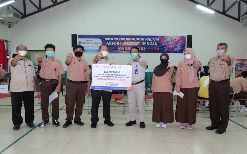 PT Pupuk Kalimantan Timur (PKT) menggelar vaksinasi ketiga (booster) bagi pelajar di Kota Bontang, dalam mendorong percepatan herd imunity sekaligus meningkatkan cakupan target sasaran secara nasional. - JIBI/Istimewa