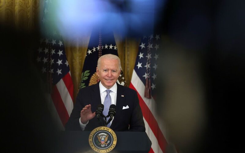 Presiden Amerika Serikat Joe Biden berencana mengurangi pasokan gas dari Rusia -  Bloomberg