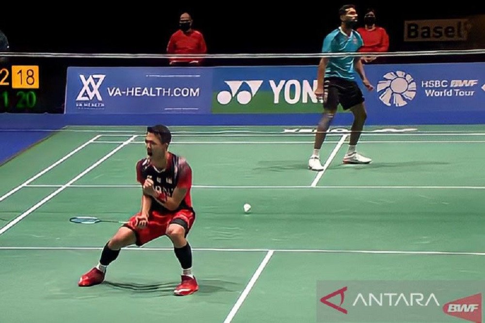 Pebulu tangkis Indonesia, Jonatan Christie, juara Swiss Open 2022  -  Antara