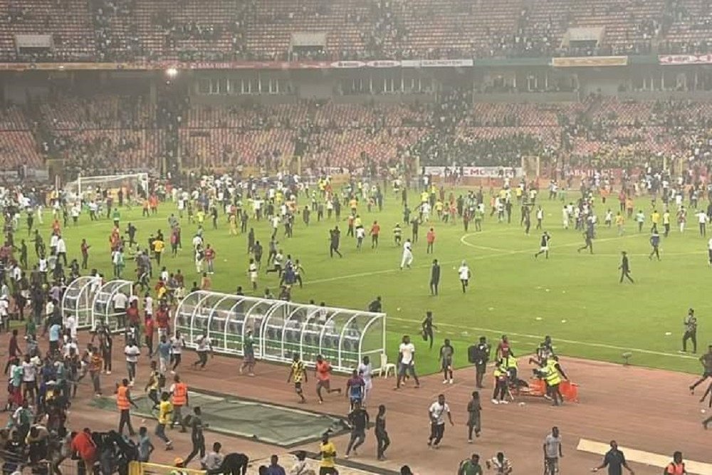 Kerusuhan laga Nigeria vs Ghana di Kualifikasi Piala Dunia 2022  -  Twitter