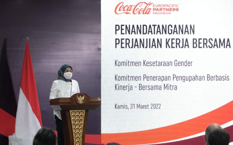 Sambutan Menteri Ketenagakerjaan RI, Ida Fauziyah dalam acara Penandatanganan Perjanjian Kerja Bersama CCEP Indonesia, Kamis (31/3 - 2022). Sumber: Istimewa