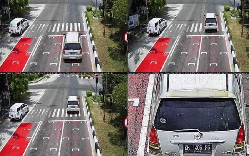 Tangkapan layar yang informasinya simulasi tilang elektronik di sekitar Jalan Tjilik Riwut, Palangka Raya, Kalimantan Tengah, Senin (26/4/2021). - Antara