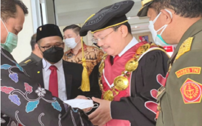 Dokter Terawan Agus Putranto saat dianugerahi Profesor Kehormatan (Guru Besar Tidak Tetap) Universitas Pertahanan pada 12 Januari 2022. - Istimewa