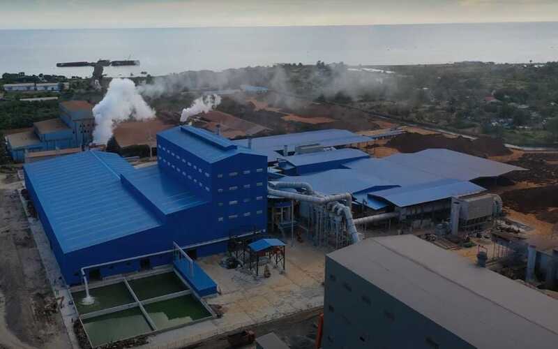 Salah satu fasilitas smelter di Sulawesi yang memanfaatkan pasokan listrik dari PT PLN (Persero) dalam menunjang kegiatan produksinya  -  PLN UIW Sulselrabar 