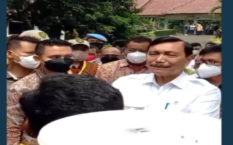 Menko Luhut Berdebat dengan BEM UI Terkait Jokowi 3 Periode