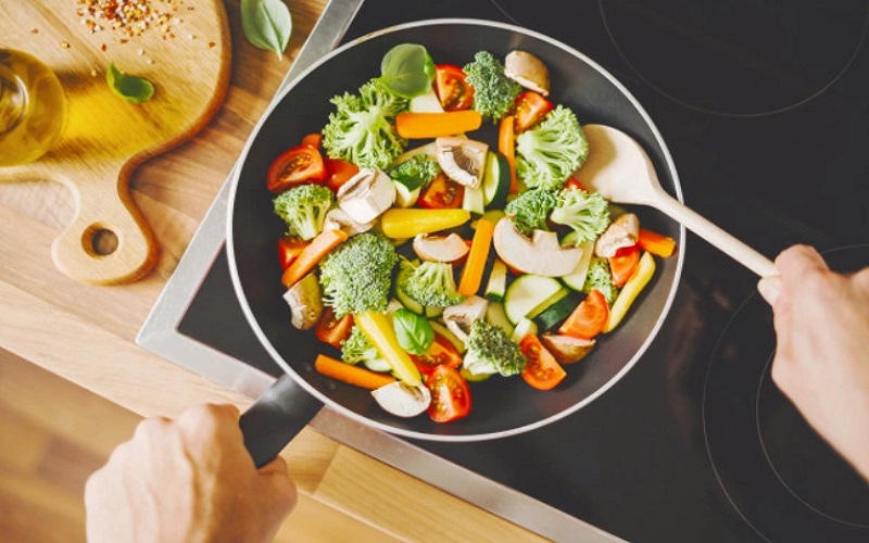Inspirasi menu masakan untuk menjalani diet vegan - Freepik
